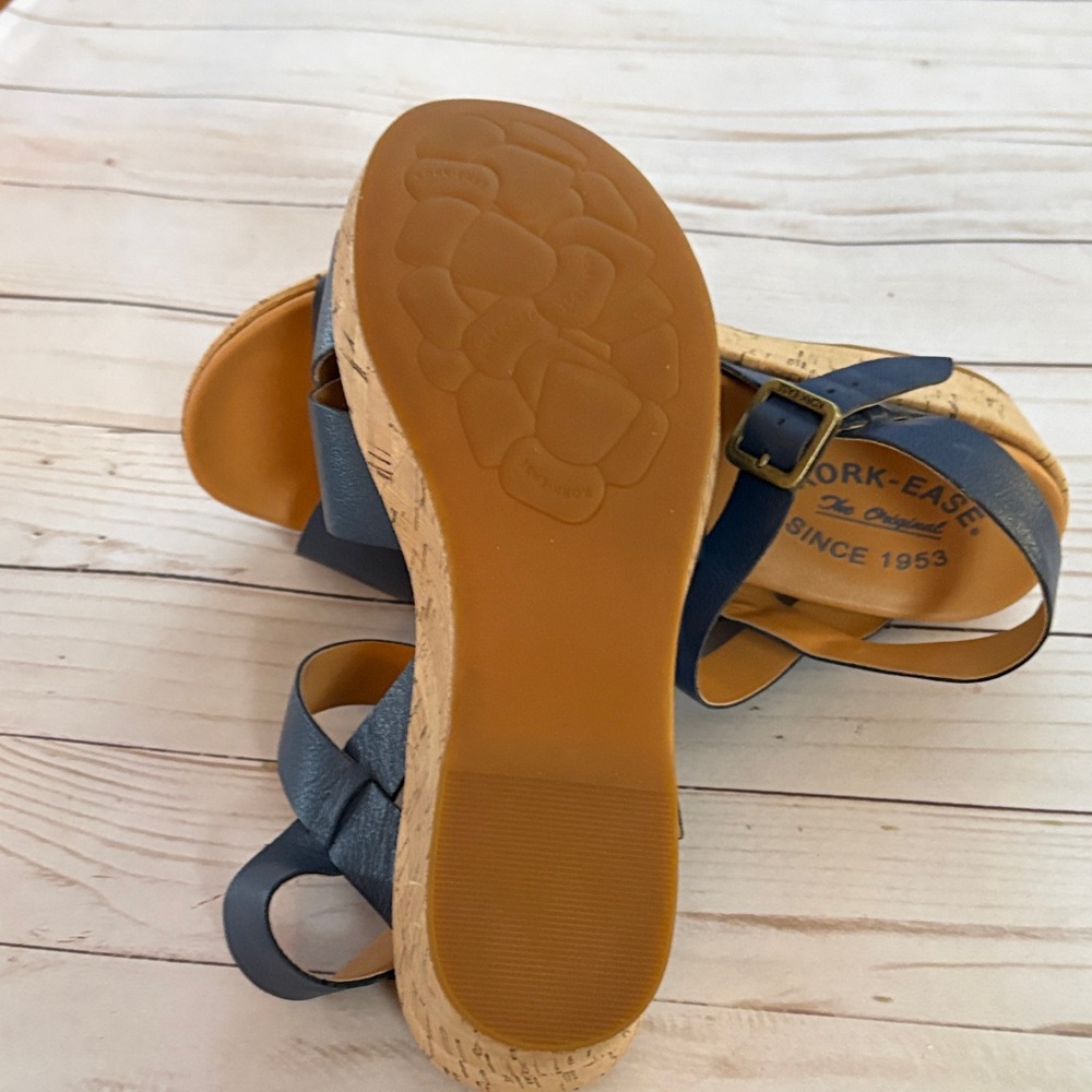 Kork-Ease Women's Platform Dark Blue Sandals size 7B - these are LIKE NEW - Picture 6 of 6